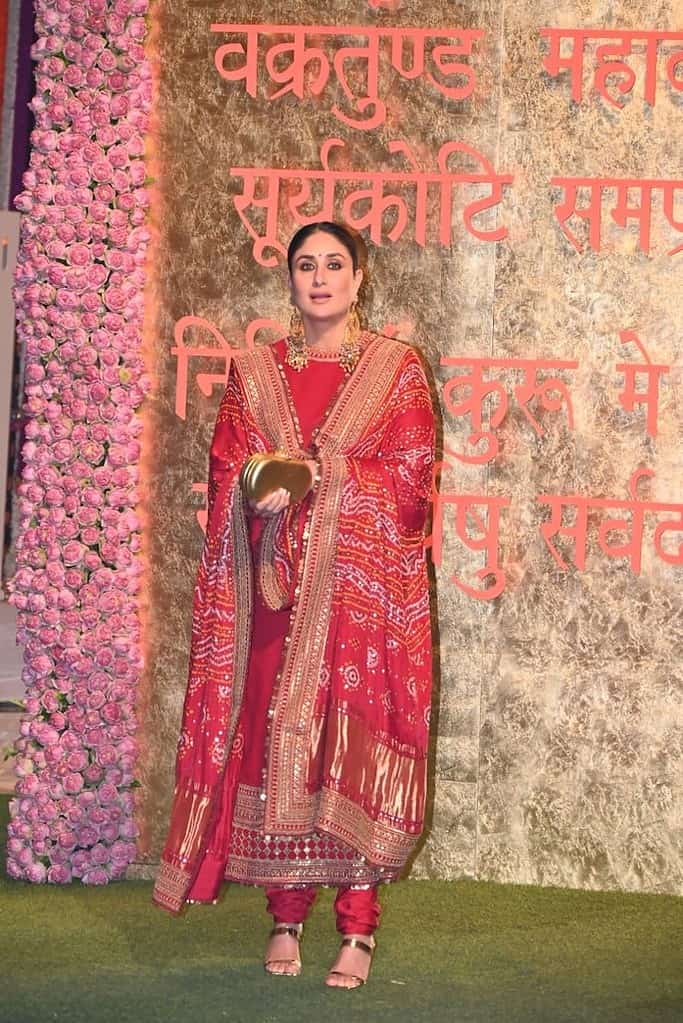 karr43 Celebrities at the Ambani Ganpati Puja: Kareena Saif, Salman Khan, and Aamir Khan