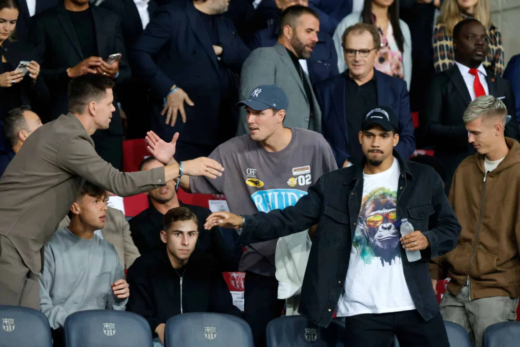 Wojciech Szczęsny Spotted at Barcelona vs. Young Boys Champions League Clash Amid Transfer Rumors