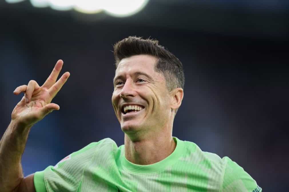 Alavés vs Barcelona: Robert Lewandowski Hat-Trick Seals 3-0 Win