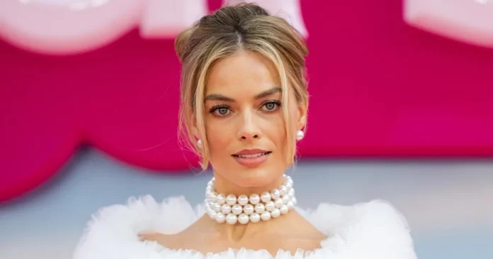 Margot-Robbie-Will-Reportedly-Get-50-Million-for-Barbie-Movie-After-Box-Office-Soars-Past-1-Billion-254