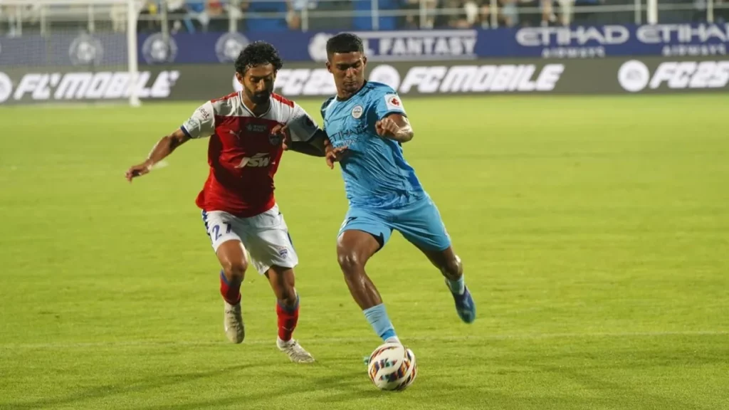 Mumbai City FC vs Bengaluru FC Mumbai City FC Slapped with Player Registration Ban by FIFA