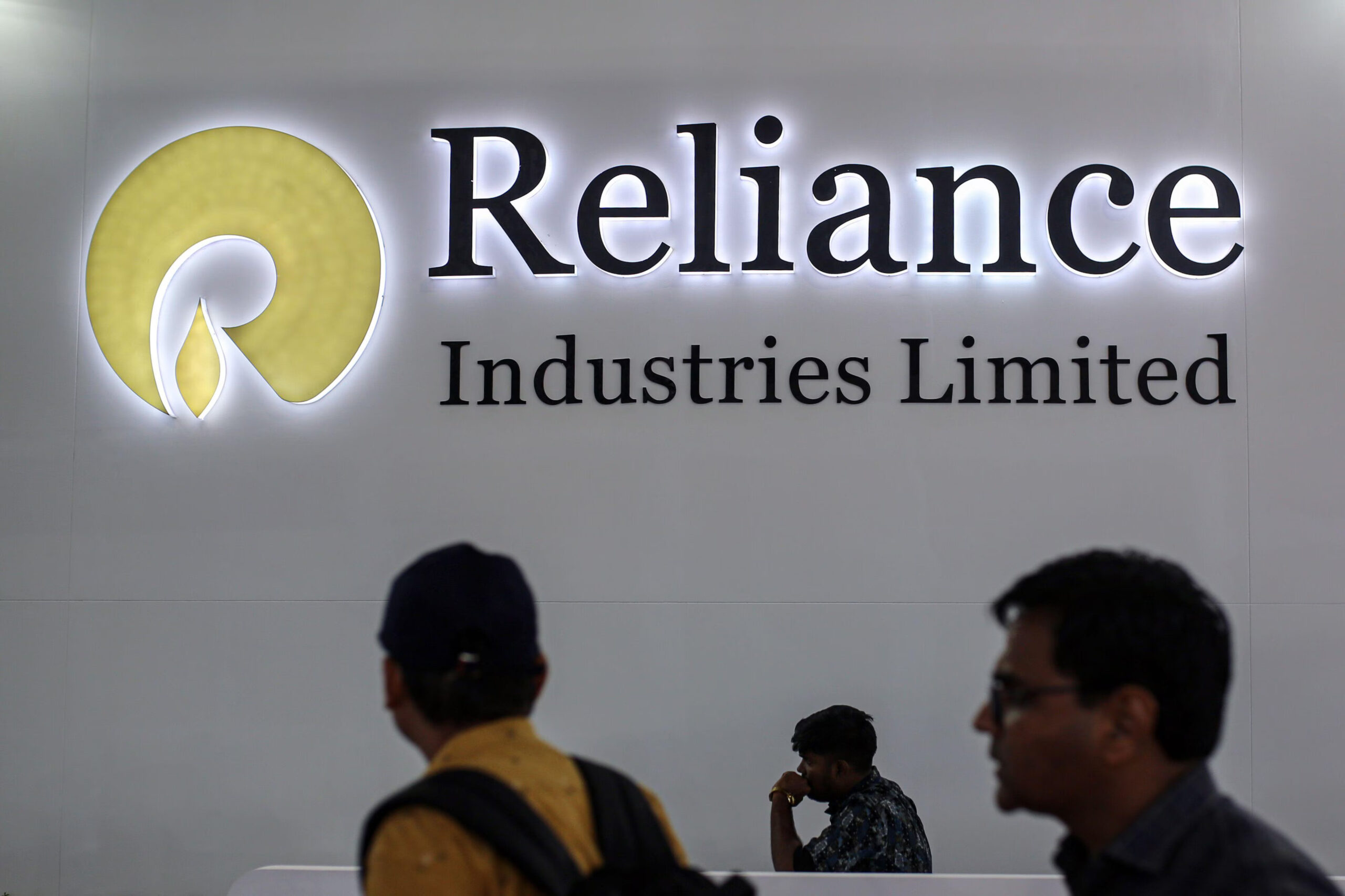 Reliance Results: Analyzing RIL's Q2 Performance and Stock Outlook