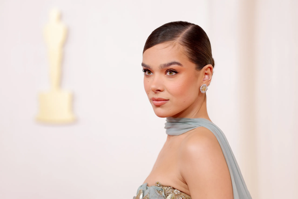 image 121 Spectacular Hailee Steinfeld Age, Height, Career, Bio, Income, and Family in 2025