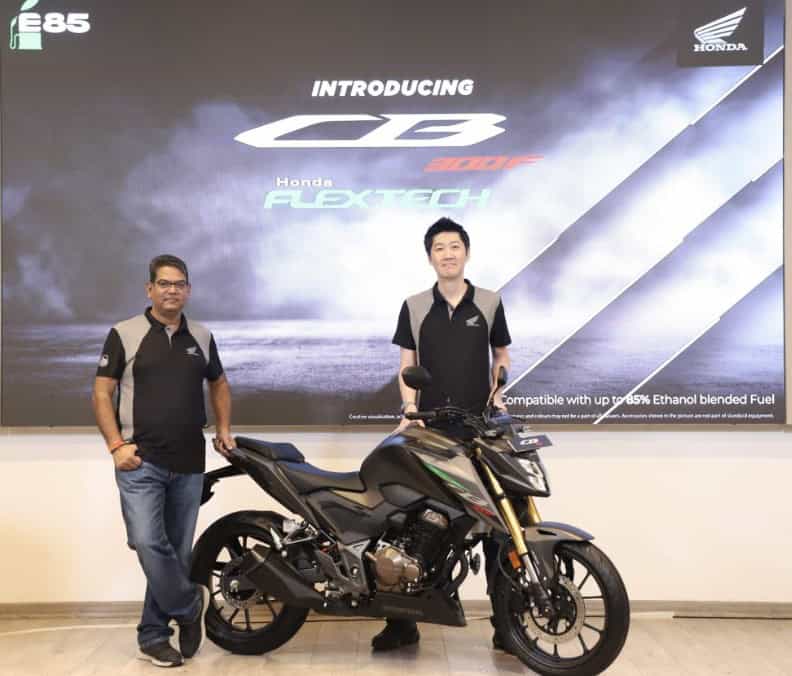 image 26 25 Honda Unveils 2024 CB300F Flex-Fuel Motorcycle: A Milestone in India’s Green Mobility Initiative