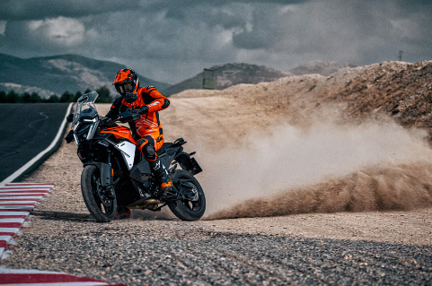 KTM 1390 Super Adventure S Evo