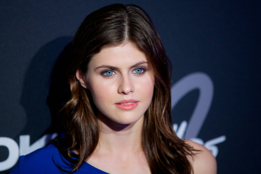 image 421 Gorgeous Alexandra Daddario Age, Height, Bio, Income, Net Worth, and Family in 2025 