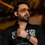Comedian Kapil Sharma Age, Weight, Height, Love Life, Income, and Family in 2026