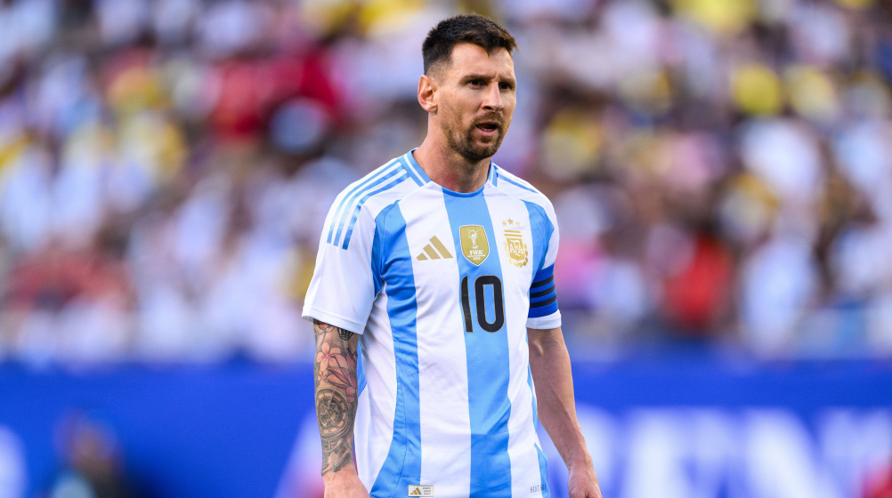 lionel messi argentina 1718722243 140297 The Top 10 Highest Goalscorers in Football of All Time