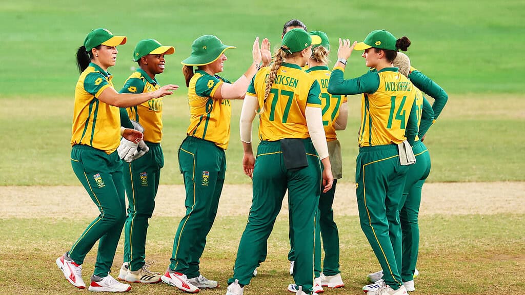 povmlv4plwka5u0nqufo South Africa Stuns Defending Champions Australia to Reach T20 World Cup Final