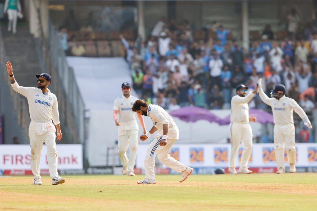 7 India vs New Zealand 3rd Test Day 2: Ravindra Jadeja's Magic Puts India on the Brink of Victory as New Zealand Wobbles at 171/9