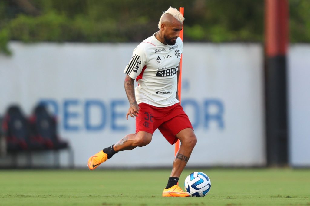 Arturo Vidal. Image Credits Twitter 1 Arturo Vidal and Colo Colo Players Accused of Sexual Crime in Chile