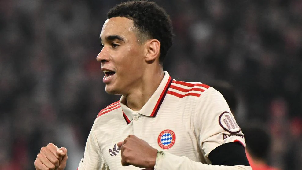 Bayern Munchen vs Benfica Champions League 2024-25 Matchday 4 Round-Up: Inter Edge Arsenal, Barcelona Shine, Atlético Stun PSG in Dramatic Showdown