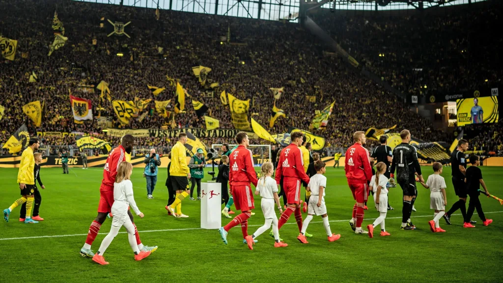 Borussia Dortmund vs Bayern Munich Match Preview Bundesliga 2024-25: Borussia Dortmund vs Bayern Munich – Preview and Prediction of the Der Klassiker