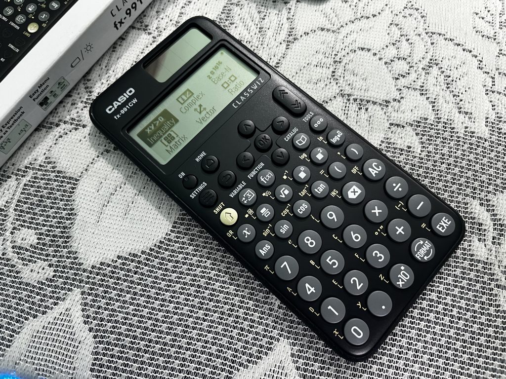 Casio FX-991CW Review: Why it is the best New Age Scientific Calculator?