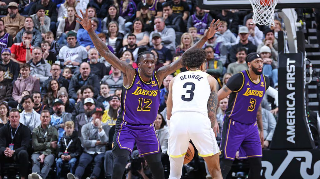 Grizzlies vs Lakers Grizzlies vs Lakers: Lakers Suffer Second Consecutive Loss