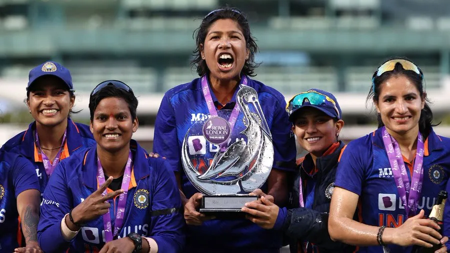 Jhulan Goswami6 Eden Gardens Block B Renamed after Cricket Legend Jhulan Goswami