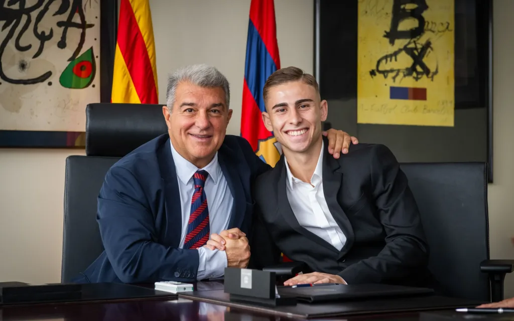 FC Barcelona Secures Future of Rising Star Fermín López with New Contract Until 2029