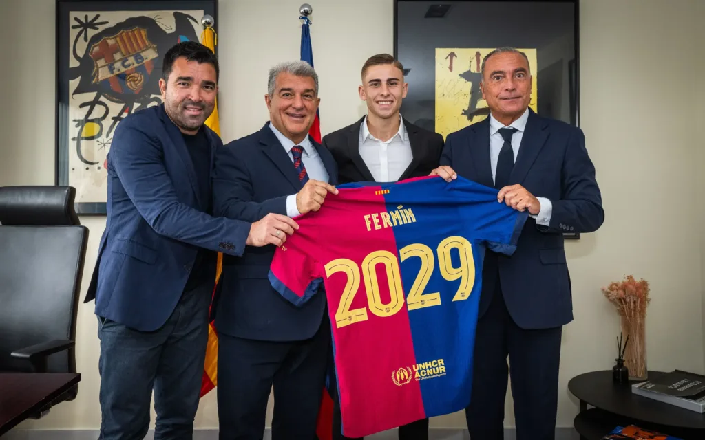 FC Barcelona Secures Future of Rising Star Fermín López with New Contract Until 2029