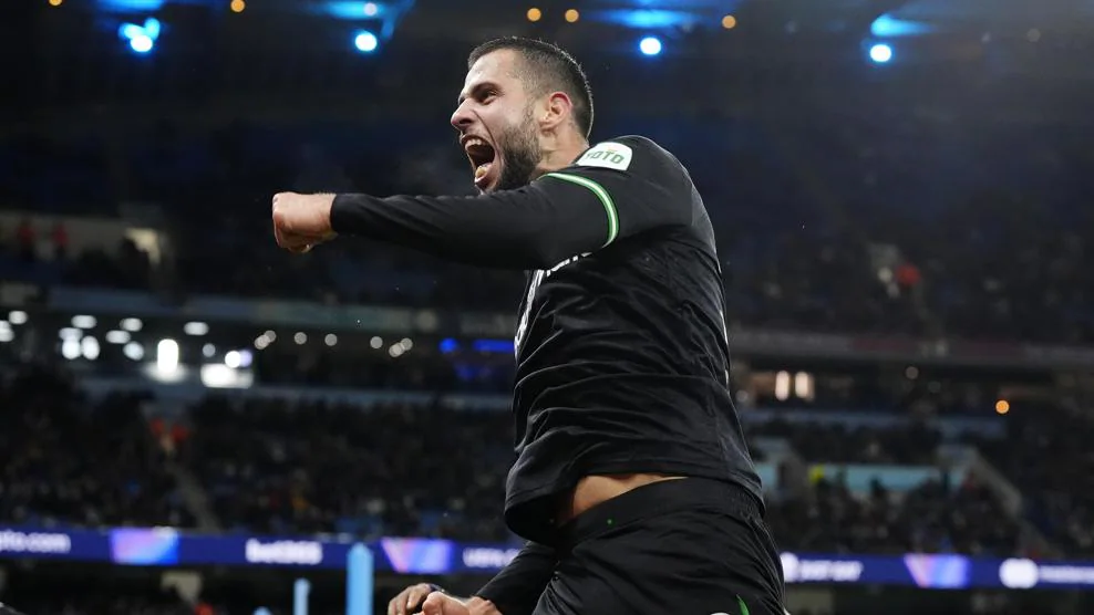 Manchester City vs Feyenoord Champions League 2024-25 Matchday 5 Round-Up: Feyenoord Shock Man City, Inter and Barcelona Triumph Again, Bayern Overcome PSG, Atalanta and Atleti Net Six Each