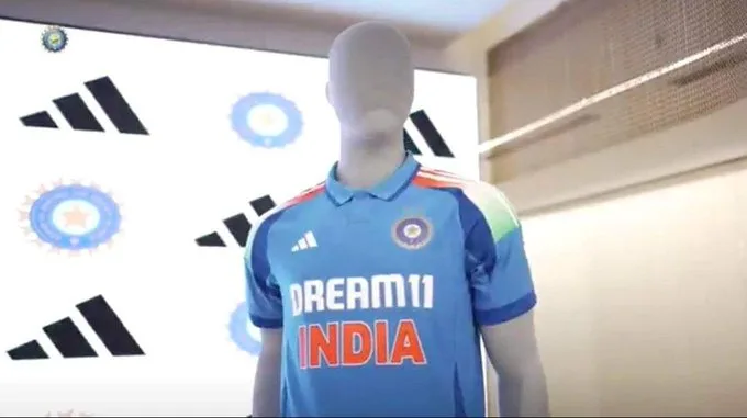 image 1386 png New ODI Jersey: Jay Shah, Harmanpreet Unveil Team India’s New ODI Jersey