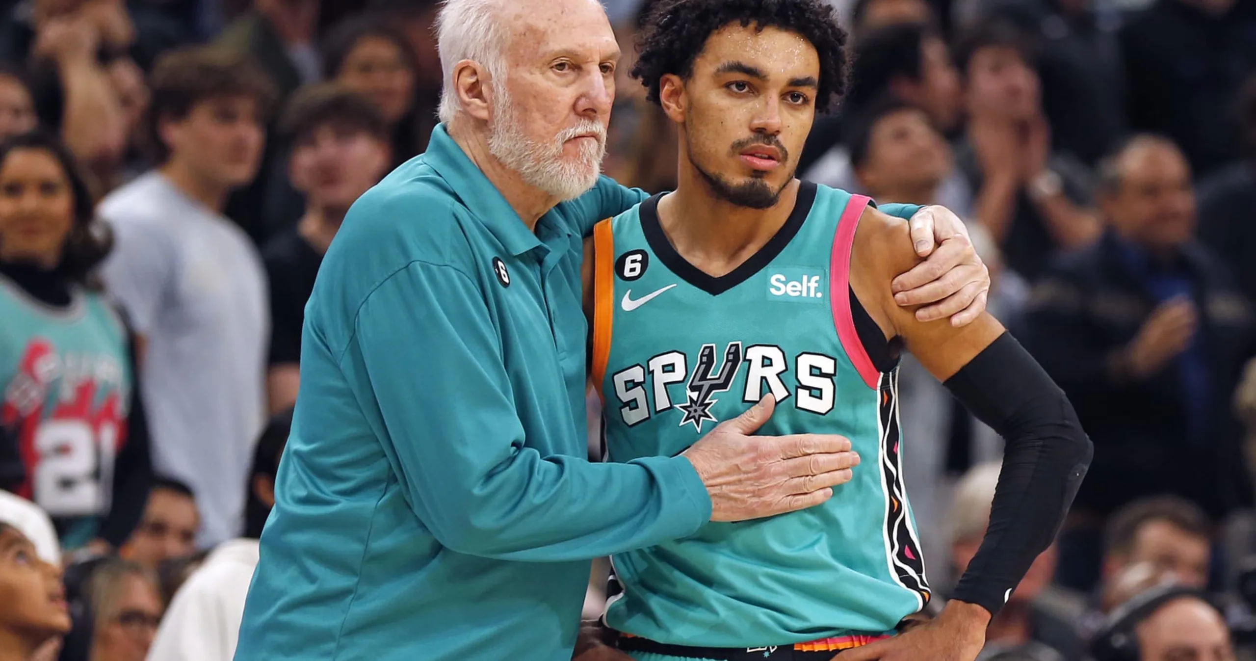 Spurs vs Warriors: Golden State Takes Command in San Antonio Showdown