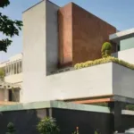 Virat Kohli's Houses in Delhi and Gurgaon: Check out the details of the Extravagance of Virat Kohli!!