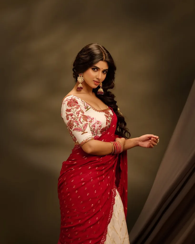 469088721 18369661612113447 4104542444579032468 n The LATEST Pragya Nagra Hot Pics to Adore as of 2025