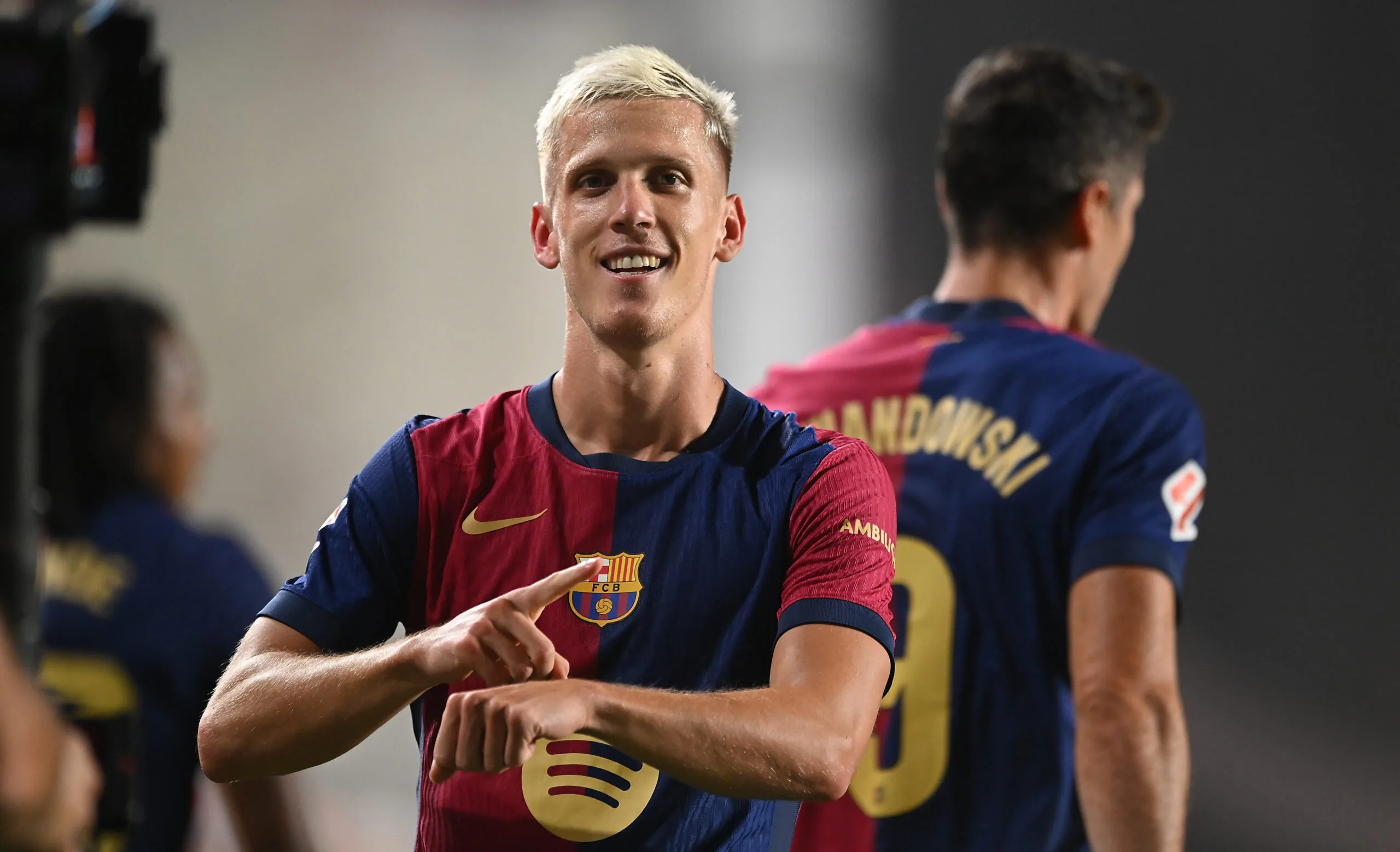 Dani Olmo’s Barcelona Registration Crisis: Could He Leave for Free in January?