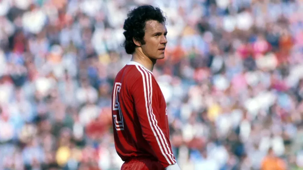 Bayern Munich retire the No. 5 jersey to honor club legend Franz Beckenbauer Bayern Munich Retire No. 5 Shirt to Honor Franz Beckenbauer