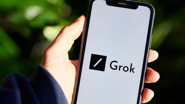 Grok 2 1 Elon Musk’s Grok AI Made Available to All X Users: How to Access