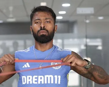 Hardik Pandya2 IPL 2025: Possible Captains for All 10 Teams Revealed