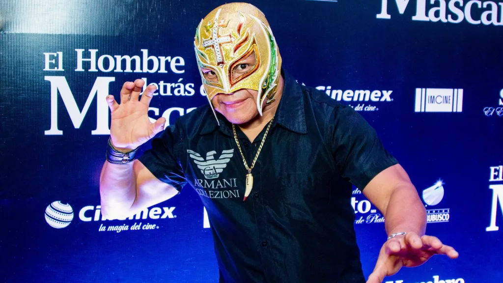 Reymyste 2 Legendary Wrestler Rey Mysterio Sr Passes Away at 66