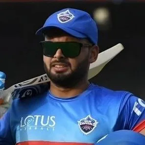 Rishabh Pant33 IPL 2025: Possible Captains for All 10 Teams Revealed