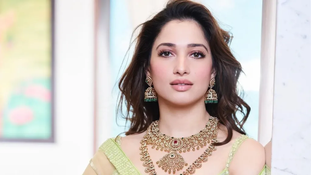 Taman 2 Tamannaah Bhatia’s Wealth Soars in 2025: A Look at Her ₹120 Crore Net Worth, Luxury Cars, and Properties