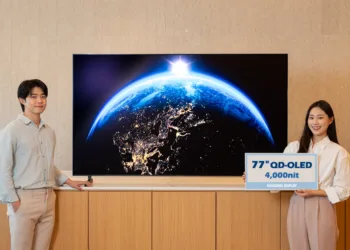 Samsung's 2025 QD-OLED Shatters Records with 4000 Nits!