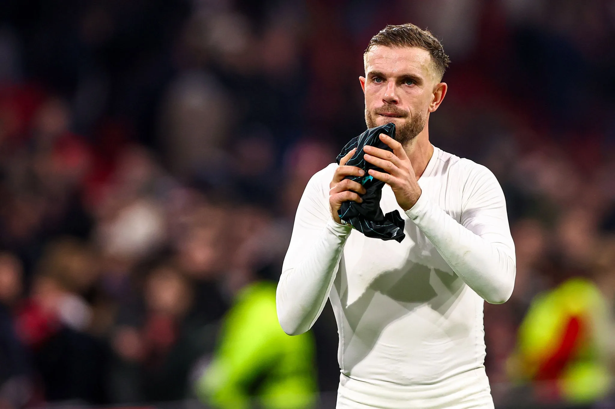 Jordan Henderson Set to Join AS Monaco from Ajax: A New Chapter for the Midfielder