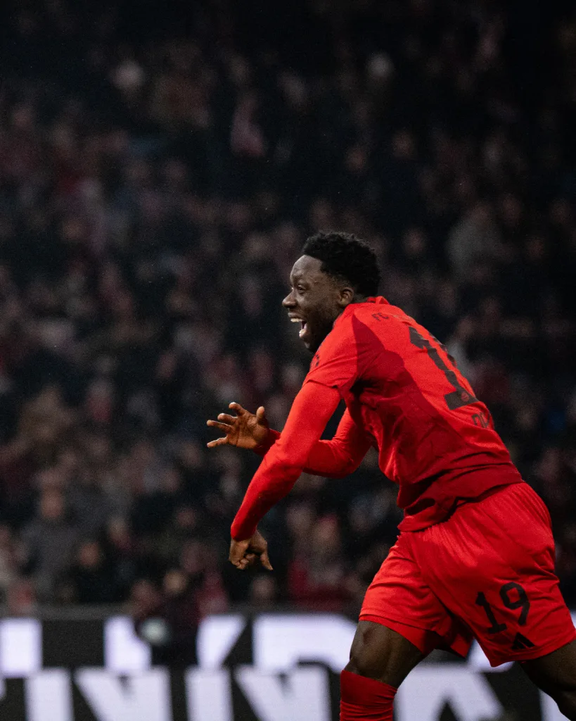 Alphonso Davies Nearing New Contract Agreement with Bayern Munich Bayern Munich and Alphonso Davies Nearing New Contract Agreement: What It Means for the Future