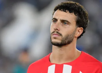 Bayer Leverkusen in Advanced Talks with Roma for Mario Hermoso’s Transfer