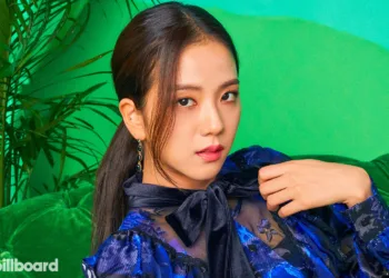 Jisoo Embarks on a New Journey: Blackpink Star Signs With Warner Records for Solo Releases