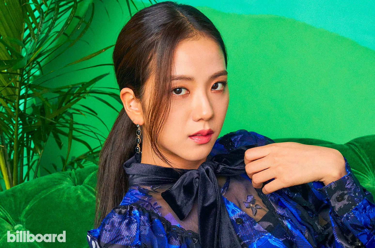 Jisoo Embarks on a New Journey: Blackpink Star Signs With Warner Records for Solo Releases