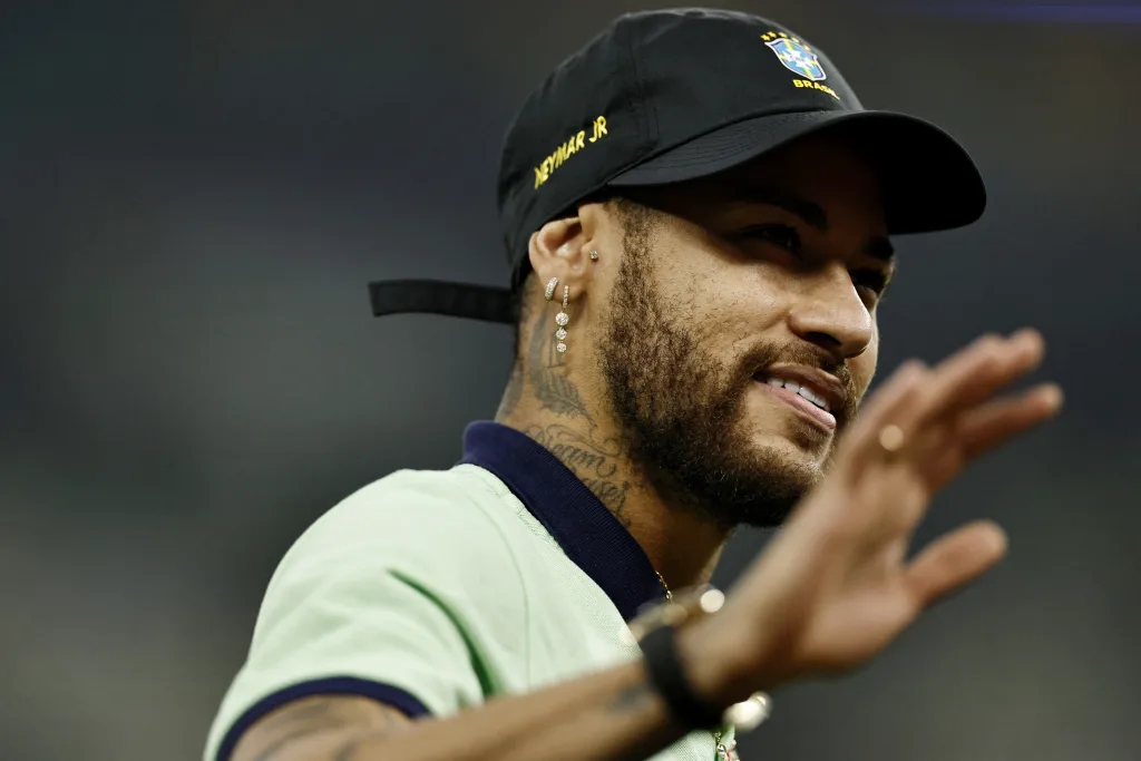 Brazilian Icon Accepts Massive Pay Cut for Santos Return from Al Hilal Neymar Accepts Massive Pay Cut for Santos Return from Al-Hilal