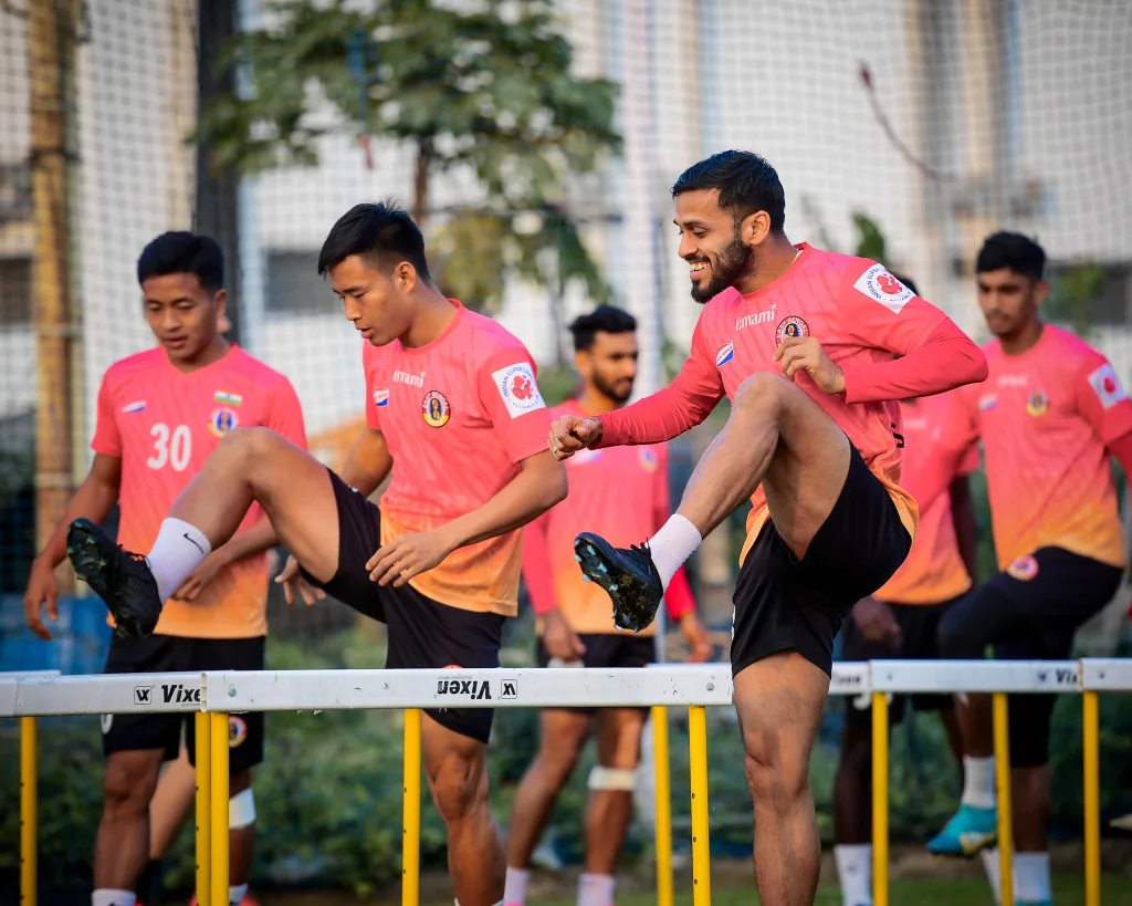 East Bengal Players in Training Ahead of the Kolkata Derby ISL 2024/25: Kolkata Derby Relocated to Guwahati Due to Security Issues