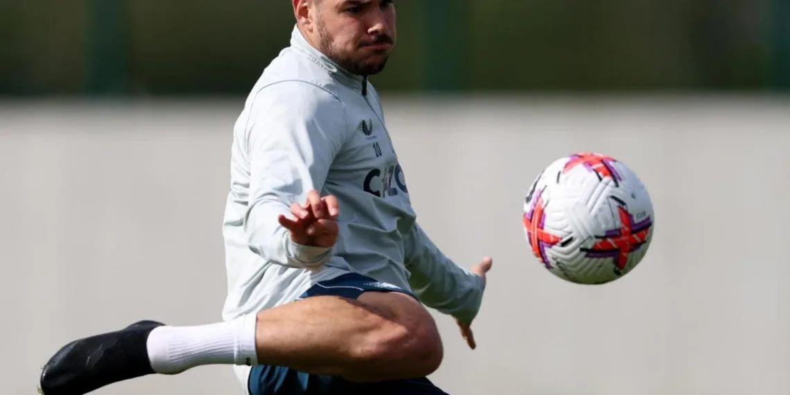 Bayer Leverkusen Set to Sign Emiliano Buendía on Loan