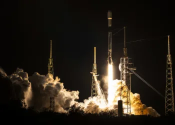 SpaceX Kicks Off 2025 with a Thrilling Falcon 9 Launch from Florida