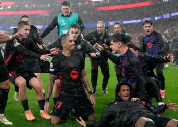 FC Barcelona's Epic Champions League Thriller: A 9-Goal Rollercoaster in Lisbon - Raphinha