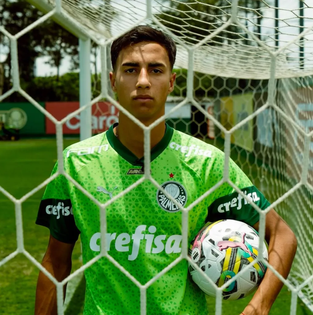 Manchester City Pursuing 18 Year Old Vitor Reis in E40 Million Deal 1 Manchester City Seal £29.4m Deal for Palmeiras Defender Vitor Reis