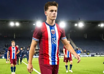 Arsenal and Manchester City Battle for Norwegian Midfielder Sverre Nypan