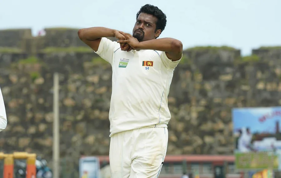 Top 10 bowlers with the most wickets in test cricket history