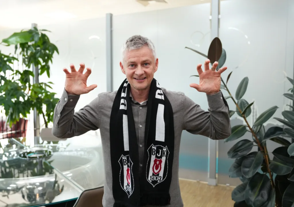 Ole Gunnar Solskjaer signs in as new Besiktas head coach Ole Gunnar Solskjær Appointed as Besiktas Head Coach Until 2026