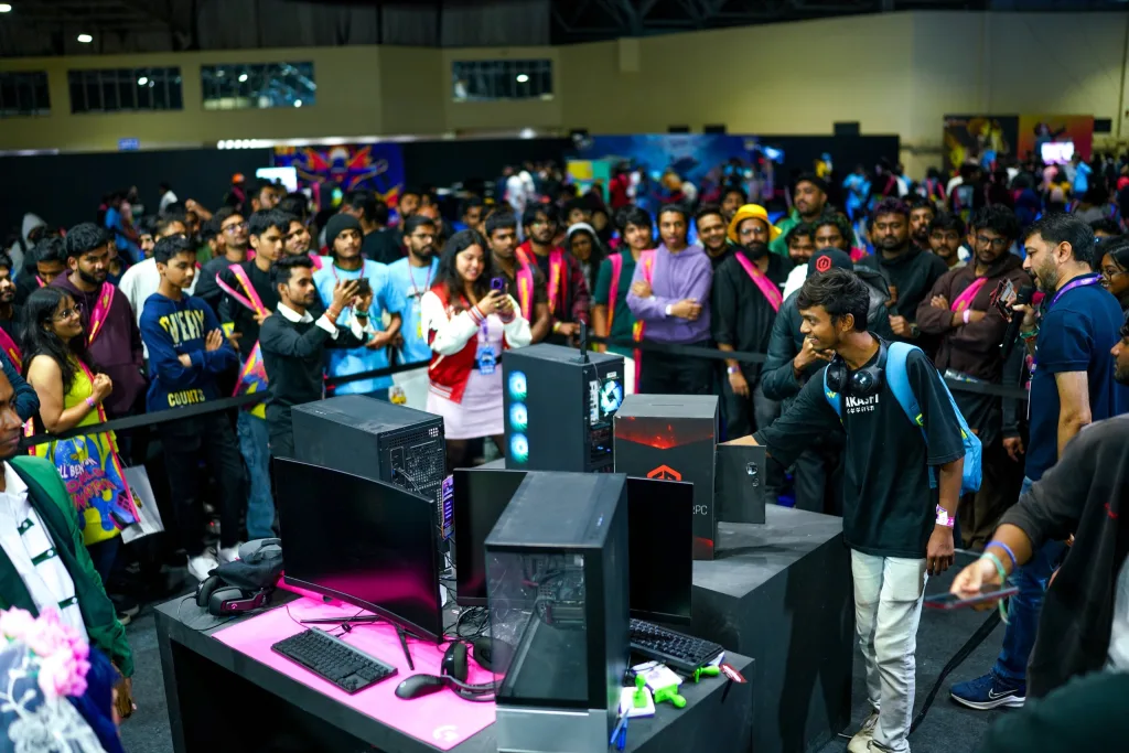 IIT Grad's Lucky Day: Walks Into Comic Con, Walks Out With ₹2.5L PC!